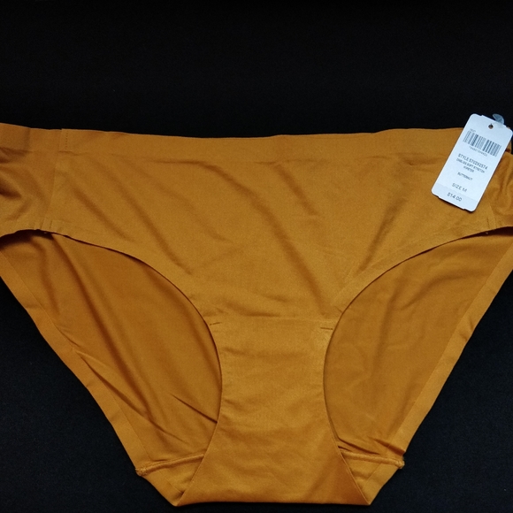 soma enbliss soft stretch hipster